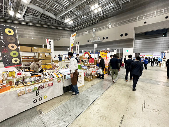 LINE_ALBUM_みらい市2022初日ブース_221017_110